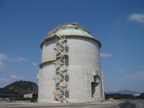 石灰石サイロ（10,000ｔ）